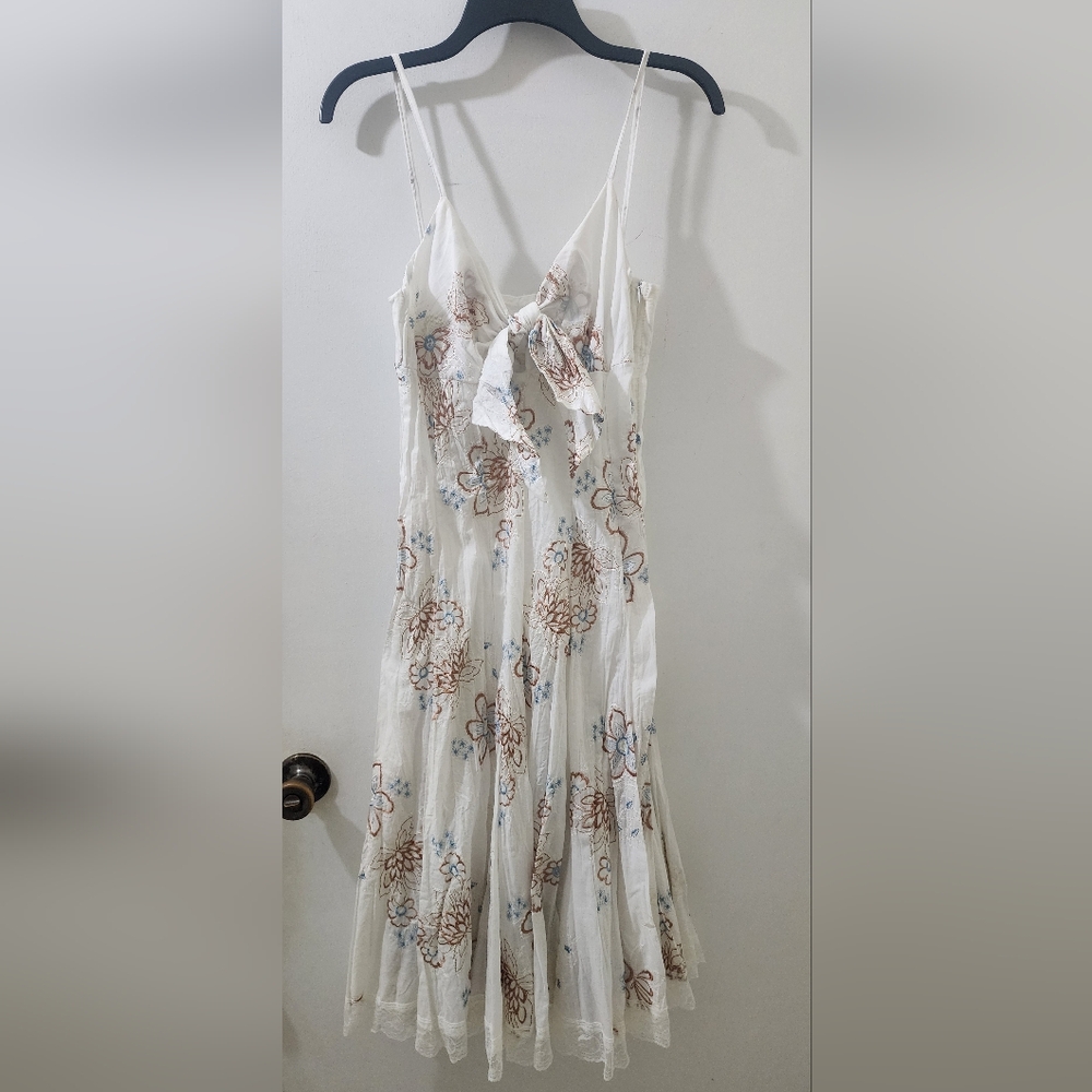 Jeff Gallano Paris Floral White Spaghetti Strap Dress, Size Small, Embroidered.